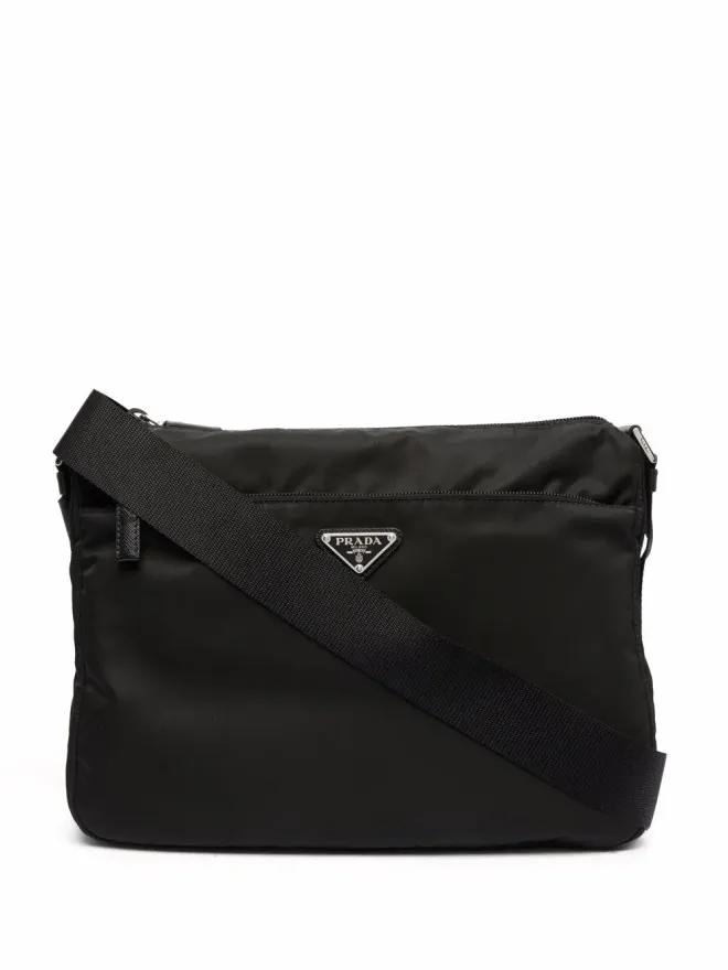 Prada Prada 三角ロゴショルダーバッグの商品画像