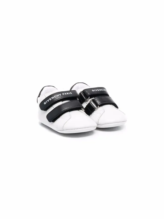 Givenchy Kids Givenchy Kids ロゴプリント・タッチストラップスニーカーの商品画像