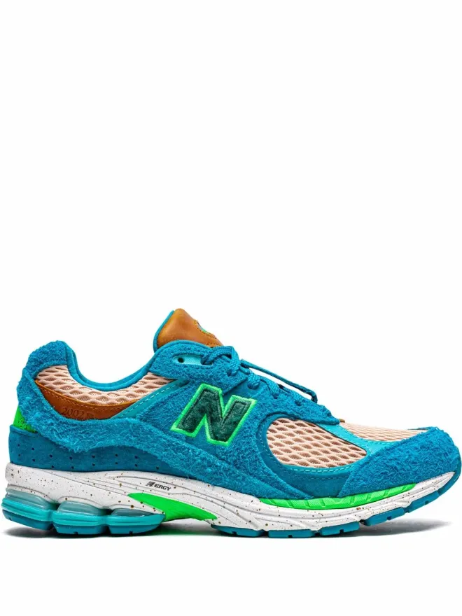 New Balance New Balance x Salehe Bembury 2002R Water Be The Guide スニーカーの商品画像