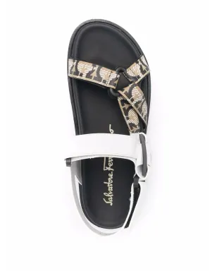 Ferragamo オープントゥバックル付きサンダル - サムネイル4