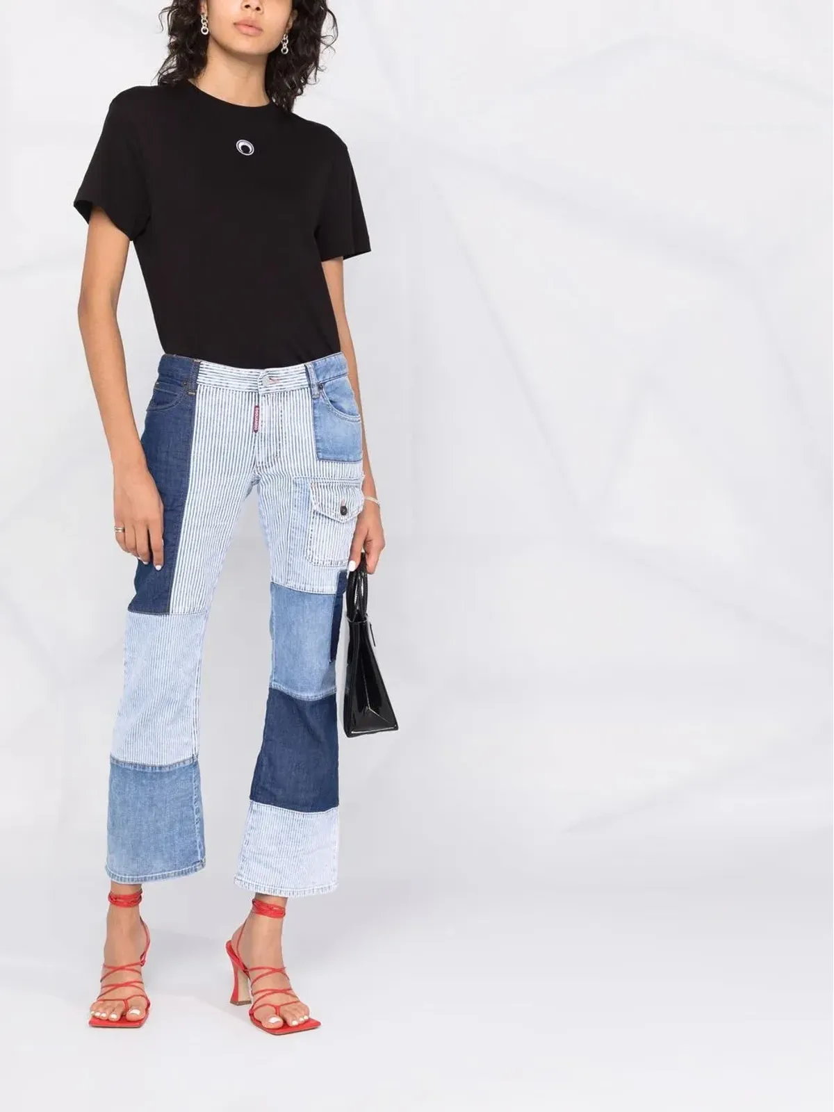 DSQUARED2 クロップド パッチワーク ポケットディテール ジーンズ - 画像2