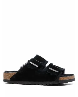 Birkenstock アリゾナ シアリング サンダル ブラック - サムネイル1