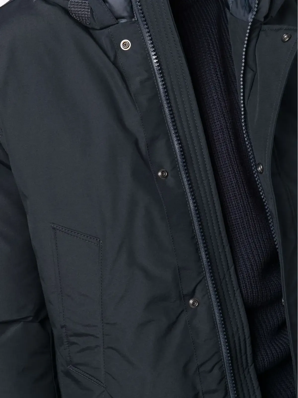 Woolrich パッド入りジップアップフーデッドコート ネイビー - 画像5