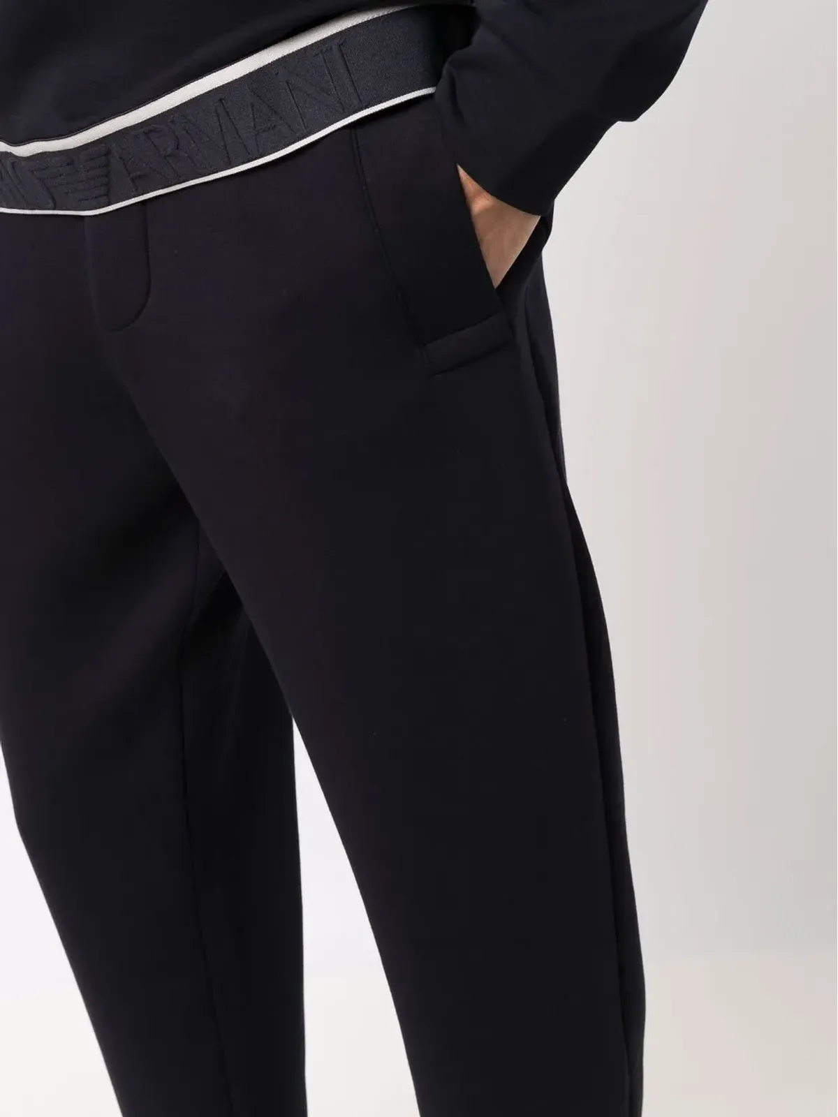 Emporio Armani テーパードレッグ無地トラックパンツ - 画像5