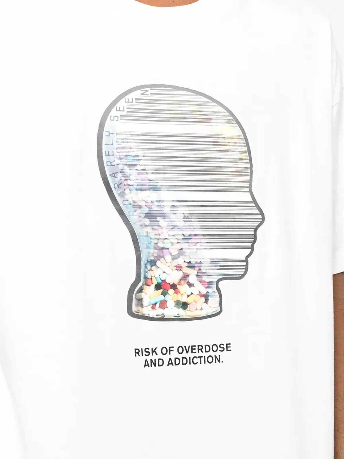 Mostly Heard Rarely Seen グラフィックプリント ストレッチコットン Tシャツ - 画像5