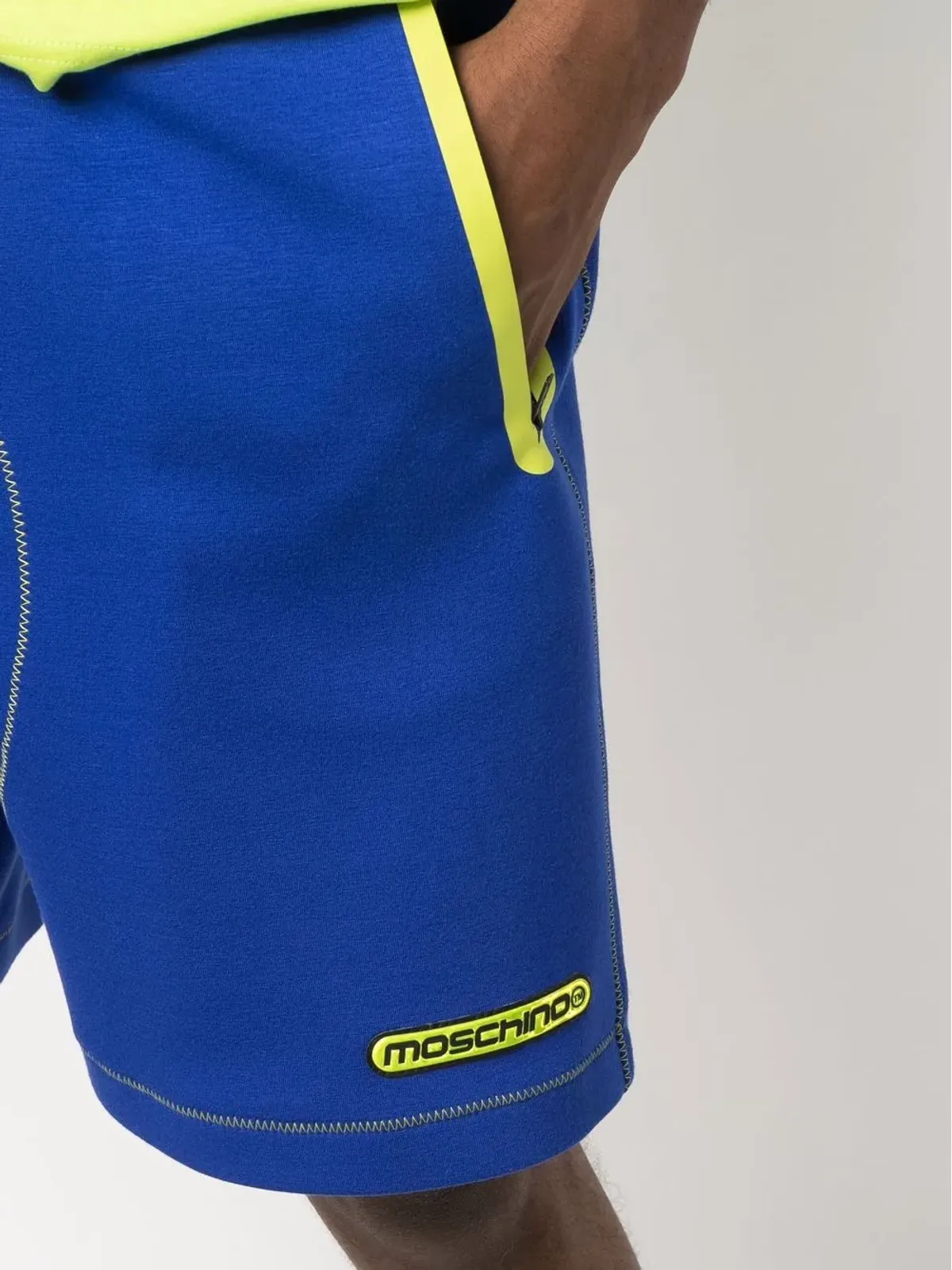 Moschino ロゴプリント トラックショーツ - 画像5