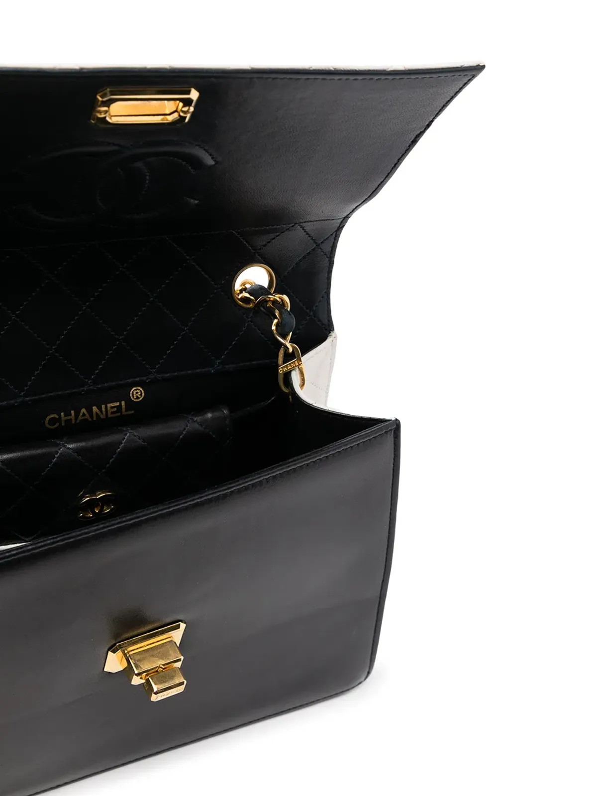 CHANEL ヴィンテージ ダイヤモンドキルト ショルダーバッグ - 画像5