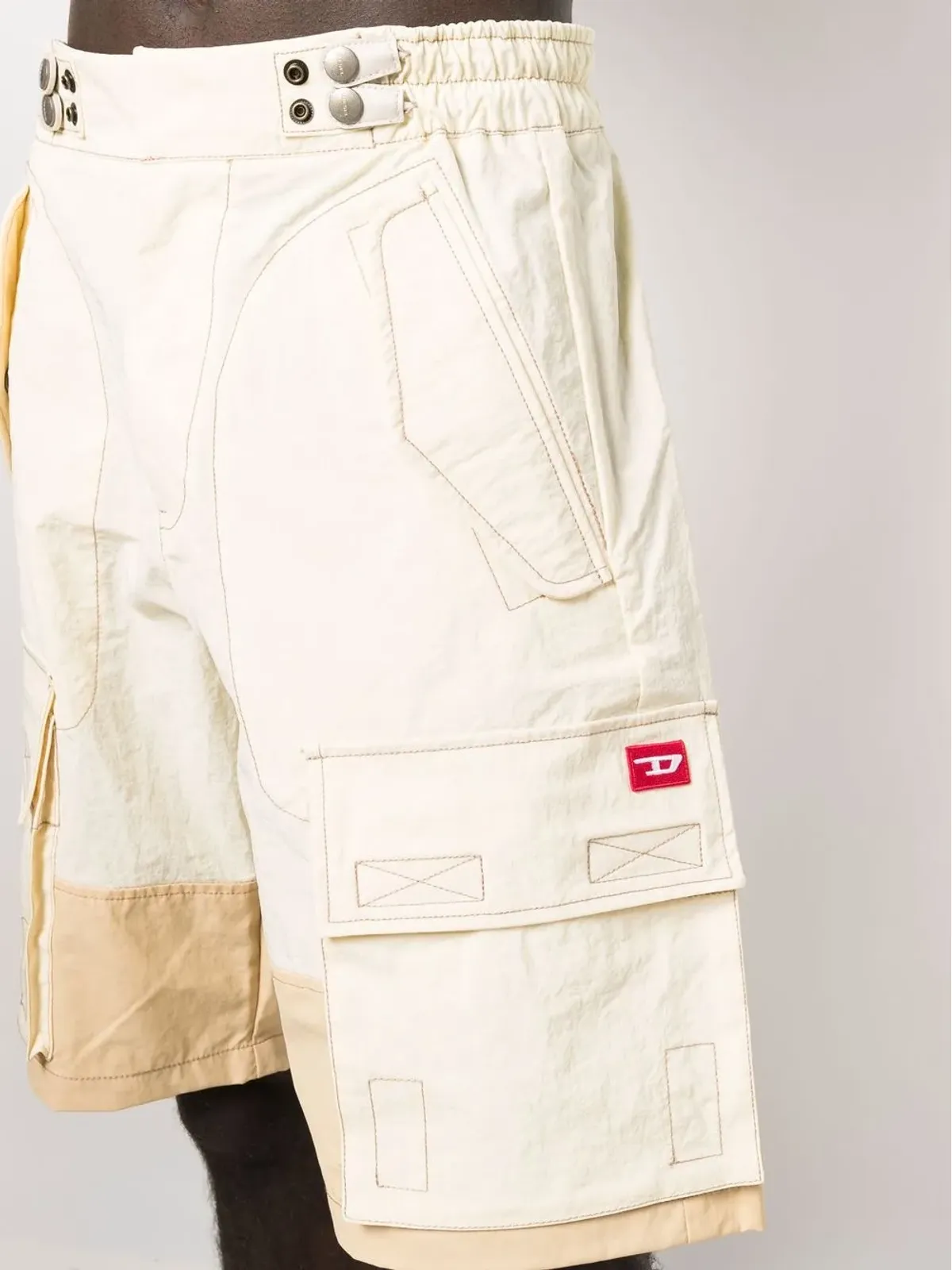 Diesel パネル付きマルチポケットカーゴショorts - 画像5
