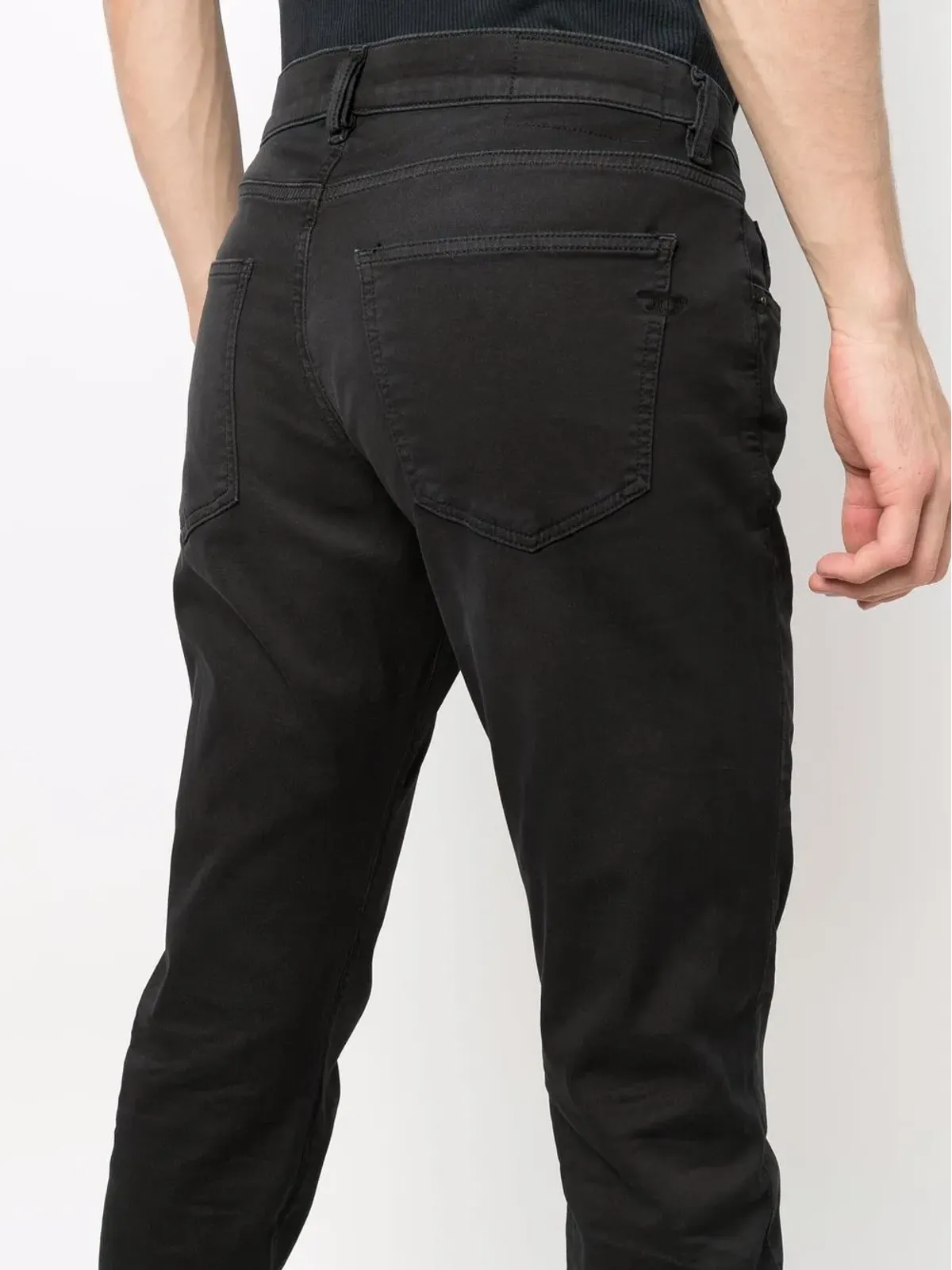 Diesel 2060 D-Strukt スリムカットジーンズ ブラック - 画像5
