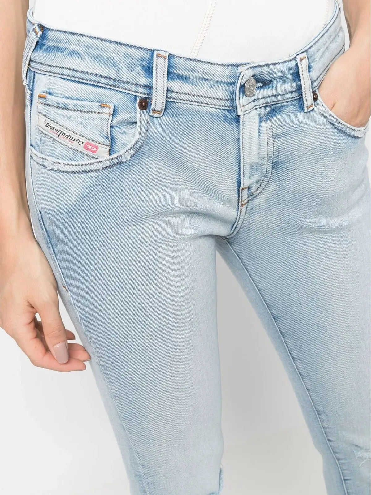 Diesel ローライズ・スリムカットジーンズ - 画像5