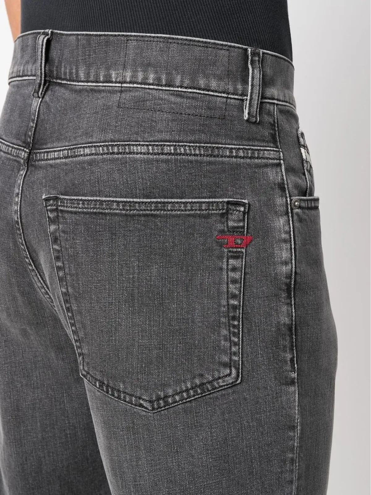 Diesel グレーのテーパードジーンズ - 画像5