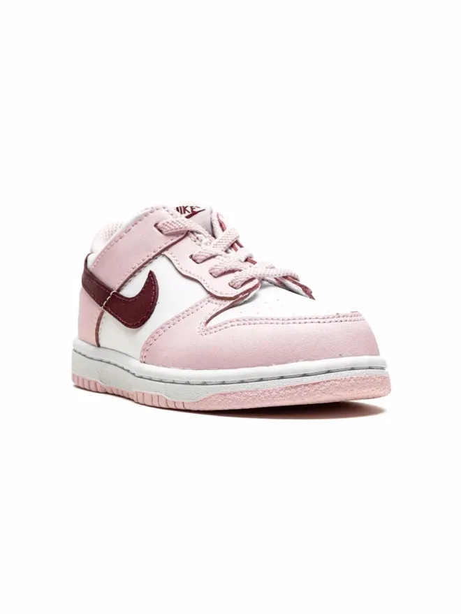 Nike Kids Nike Kids Dunk Low Pink Foam スニーカー - Whiteの商品画像