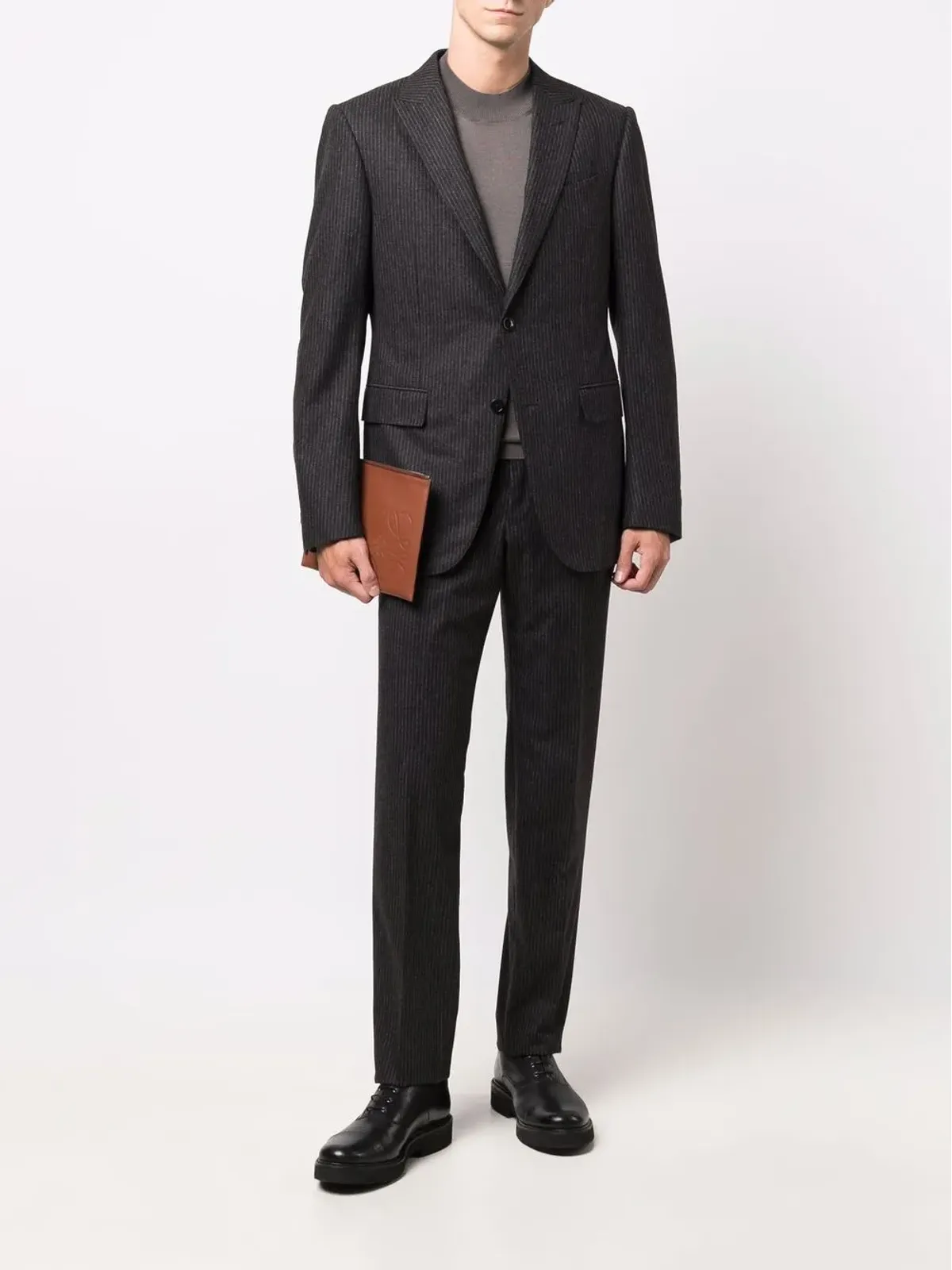 Zegna ピンストライプ2ピーススーツ - 画像2