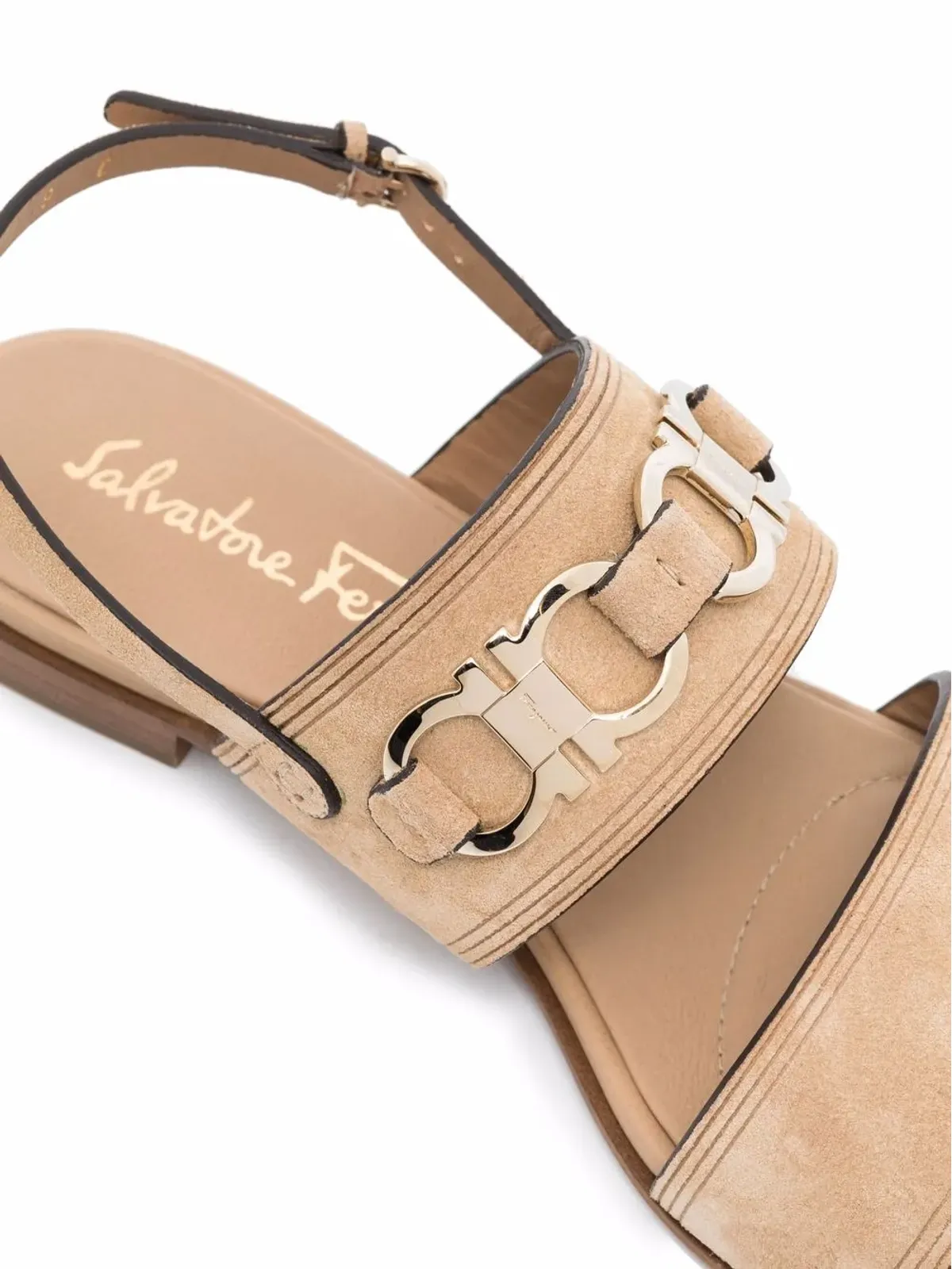 Ferragamo ガンチーニ・プレート付きスエードサンダル - 画像4