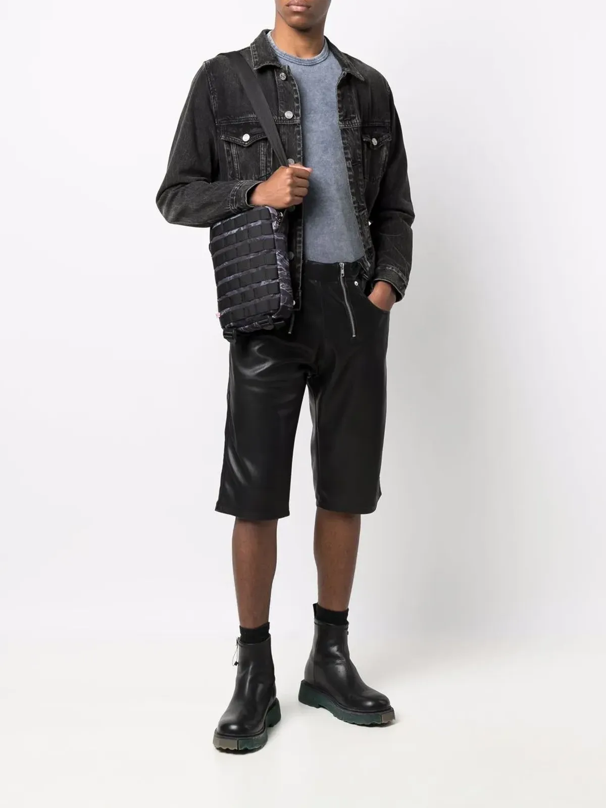 Diesel カモパネル メッセンジャーバッグ - 画像2