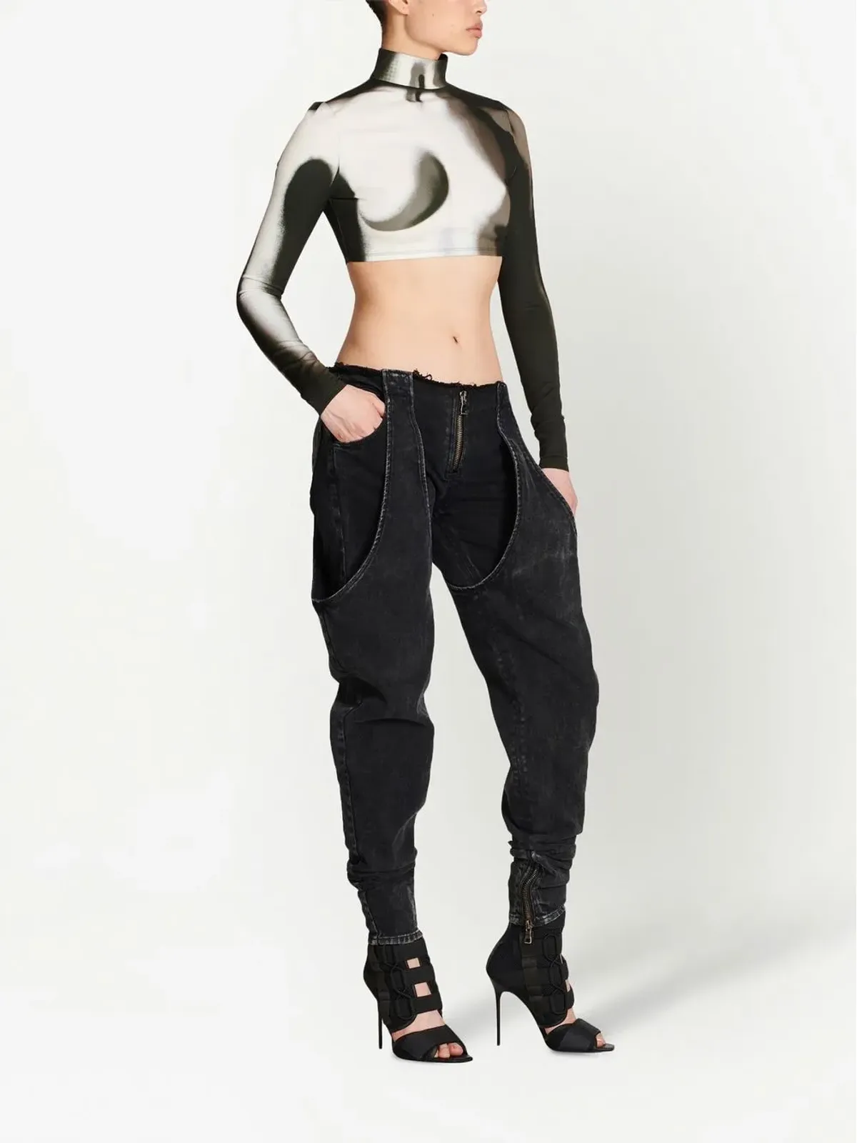 Balmain ローライズ ウォッシュド コットン ジーンズ - 画像3