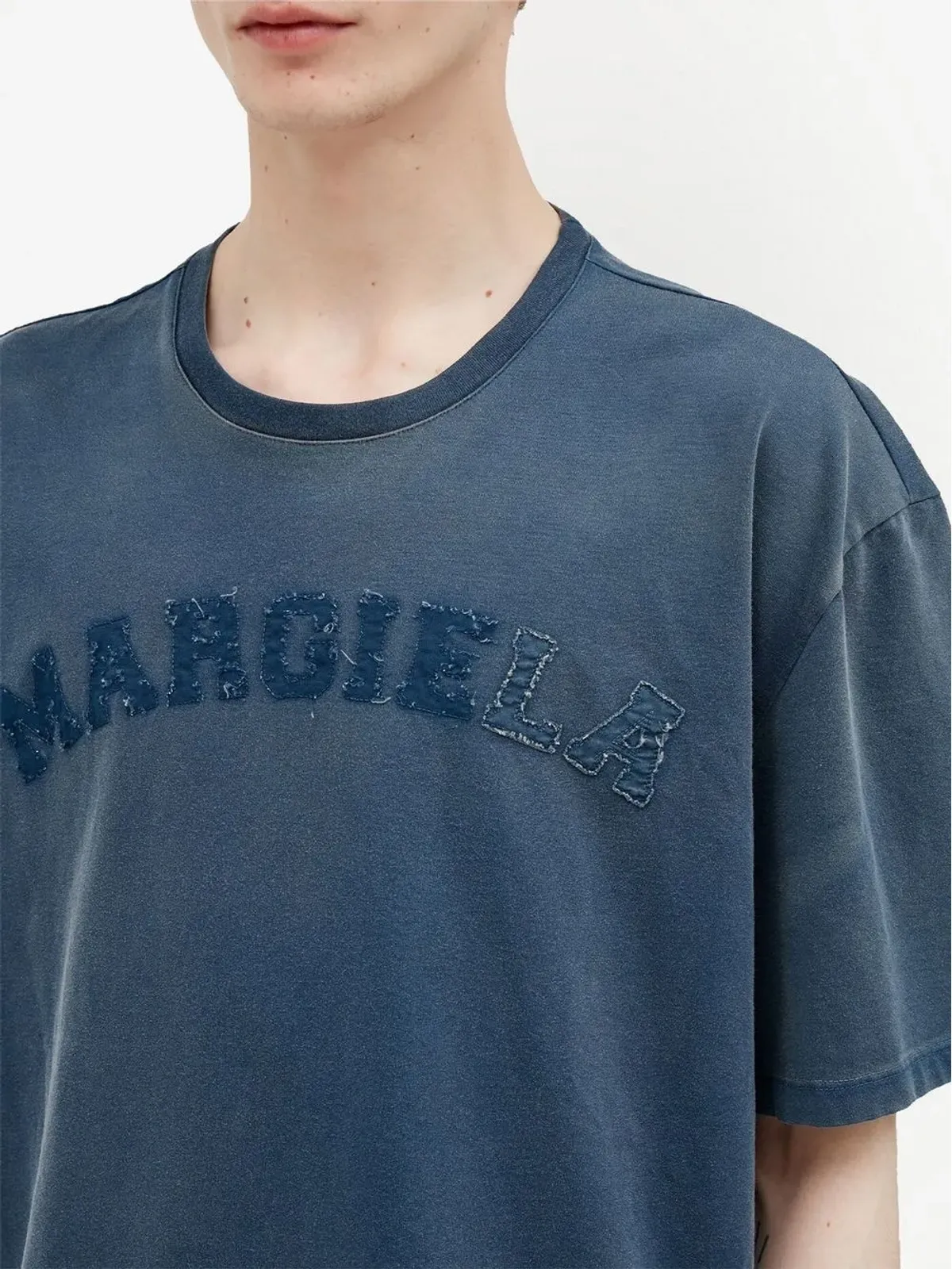 Maison Margiela ロゴ・アップリケ ジャージー Tシャツ ブルー - 画像5