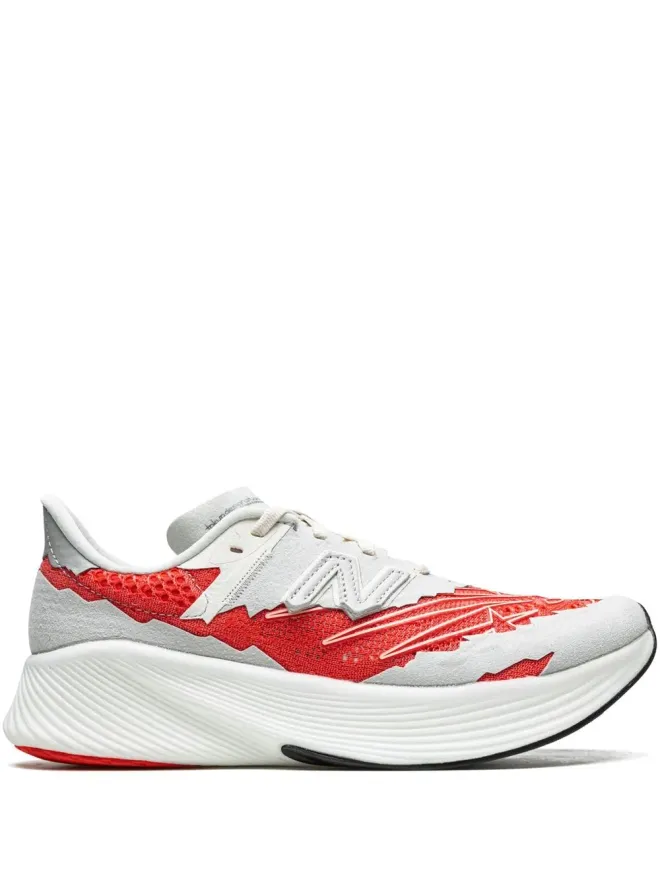 New Balance New Balance x Stone Island FuelCell RC Elite V2 Tds Red スニーカーの商品画像