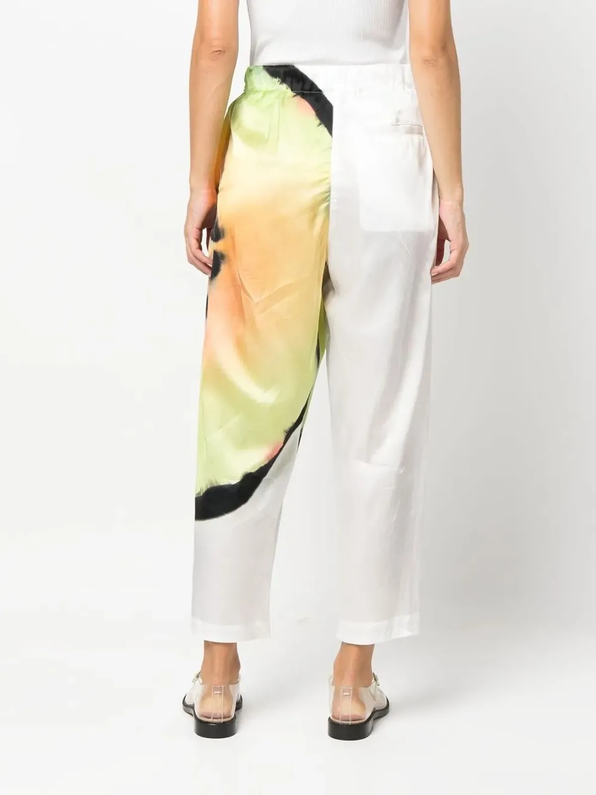 Issey Miyake アブストラクトプリント クロップドパンツ - 画像4