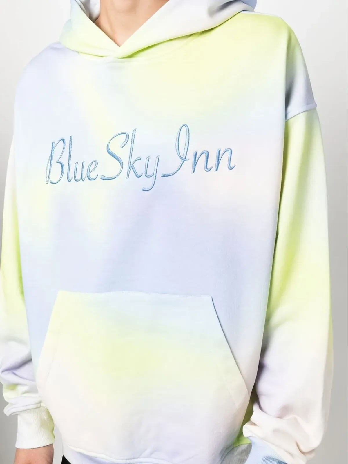 BLUE SKY INN ロゴ刺繍タイダイパーカー - 画像5