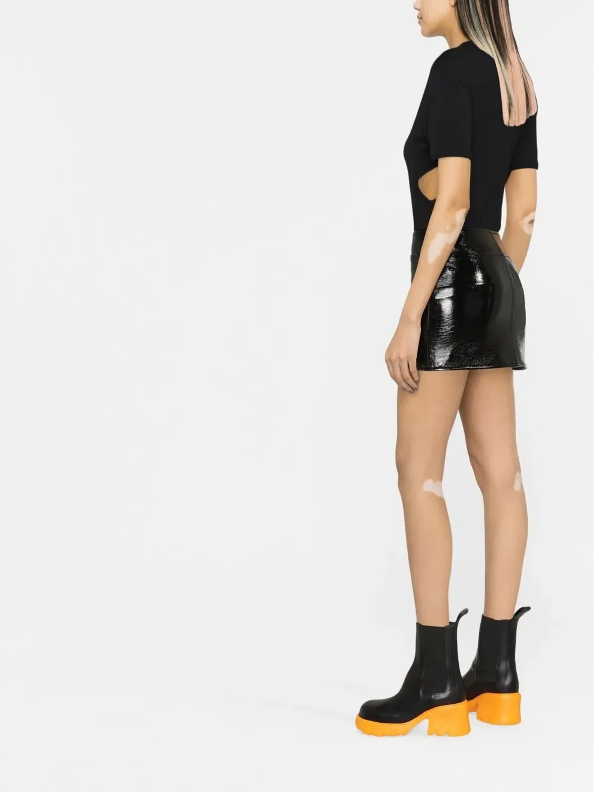 Courrèges Swallow ヴィニル ミニスカート - 画像3