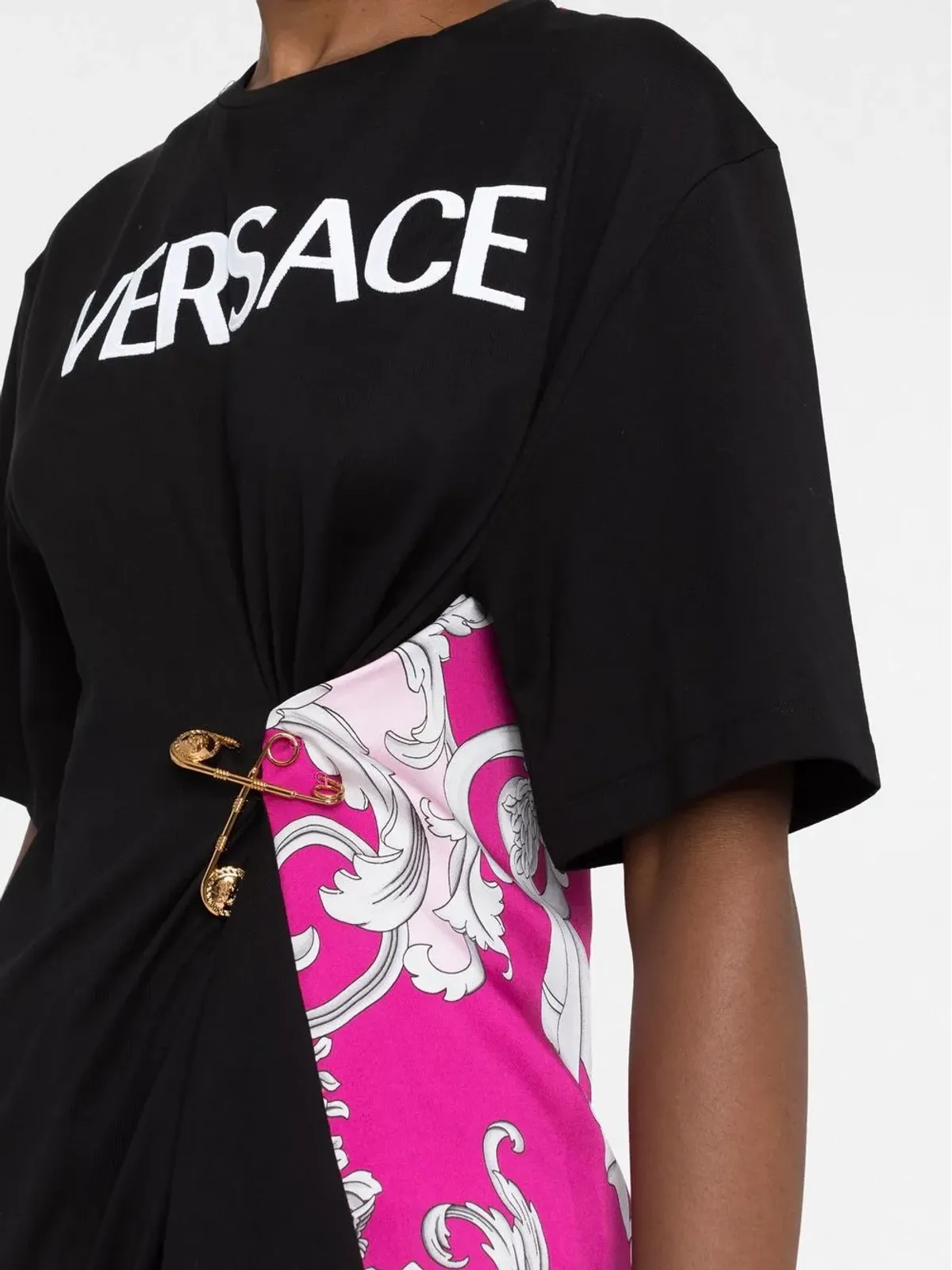 Versace セーフティピン バロック柄 Tシャツ - 画像3
