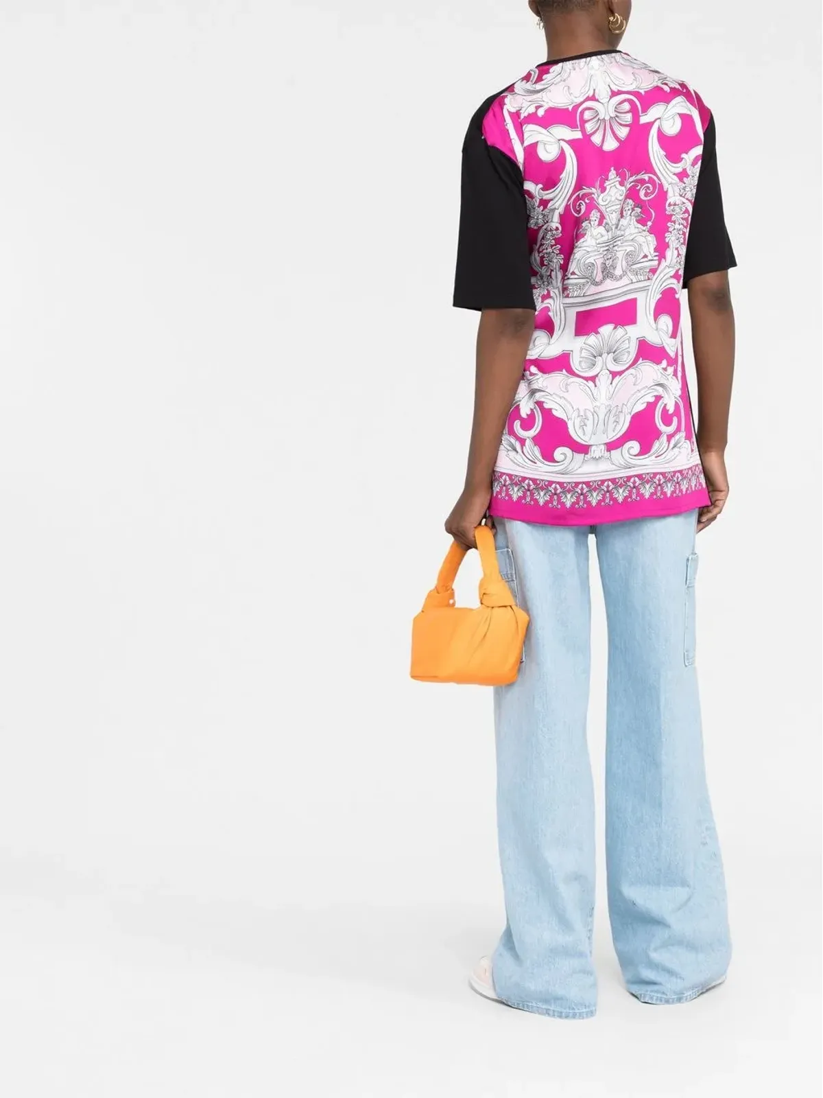 Versace セーフティピン バロック柄 Tシャツ - 画像4