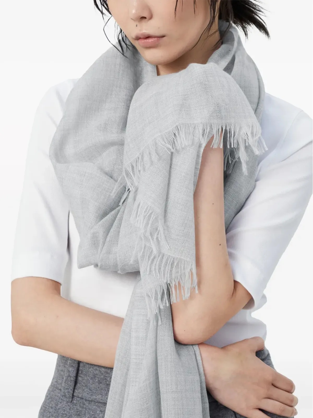 Brunello Cucinelli フリンジ付きカシミヤスカーフ - グレー - 画像5