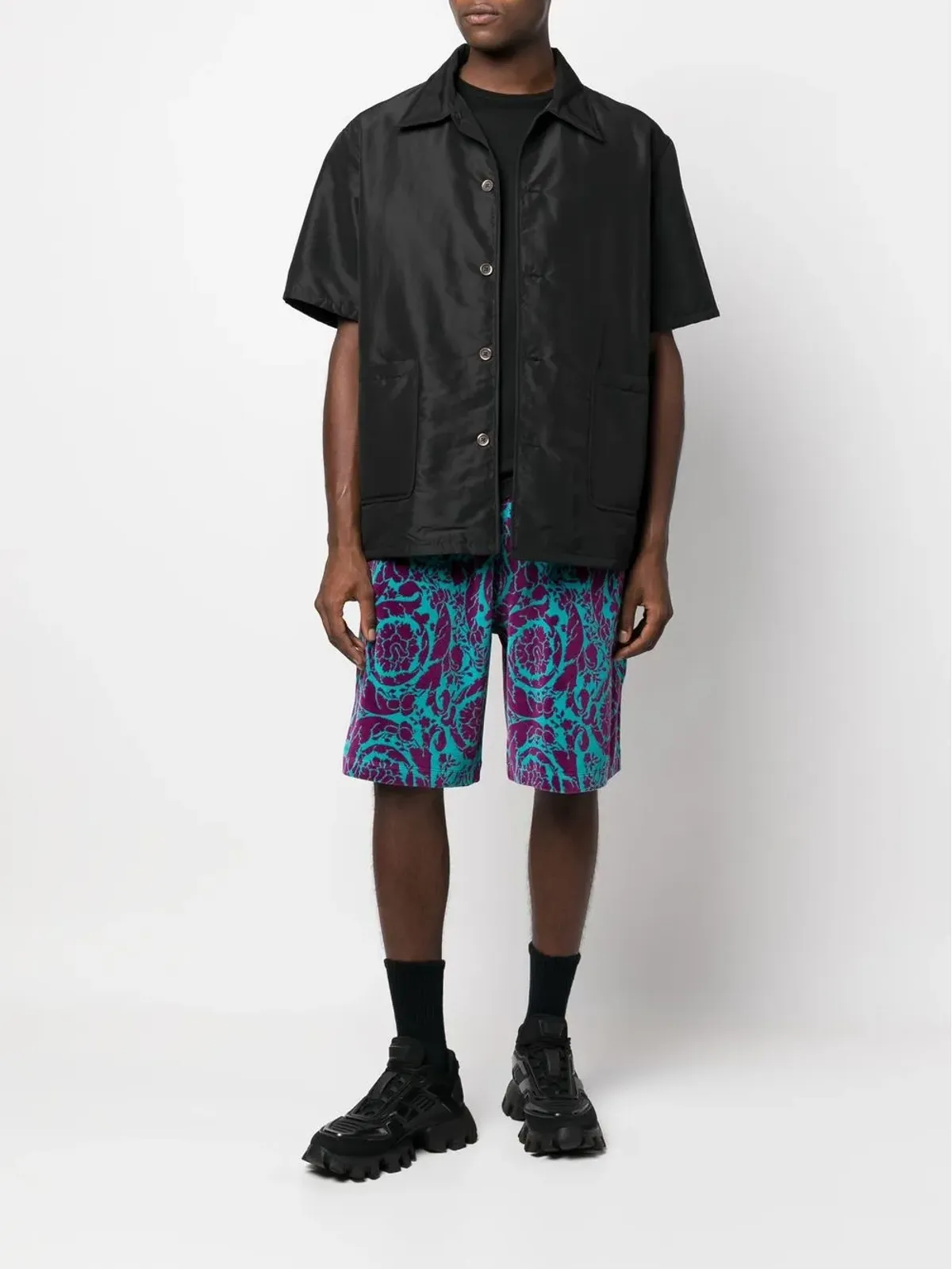 Versace 抽象柄ベルマダショーツ - 画像2