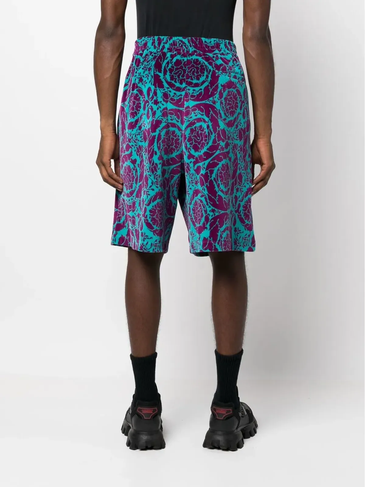 Versace 抽象柄ベルマダショーツ - 画像4