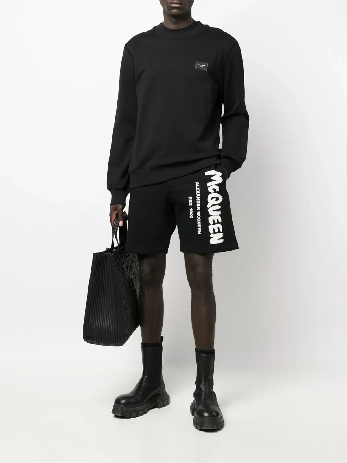Alexander McQueen ロゴプリントショーツ - 画像2