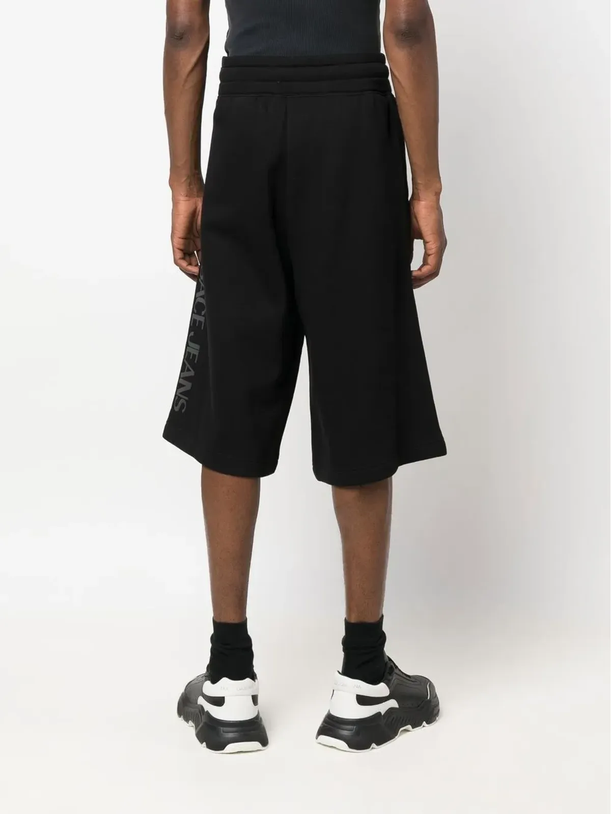 Versace Jeans Couture ロゴプリントショートパンツ - 画像4