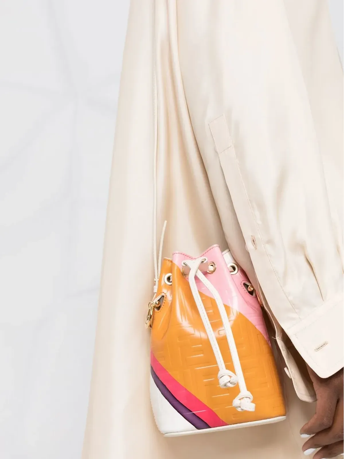 FENDI モン・トレゾール バケットバッグ - 画像3