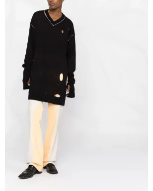 MM6 Maison Margiela ダメージ加工のVネックニット（ブラック） - サムネイル2
