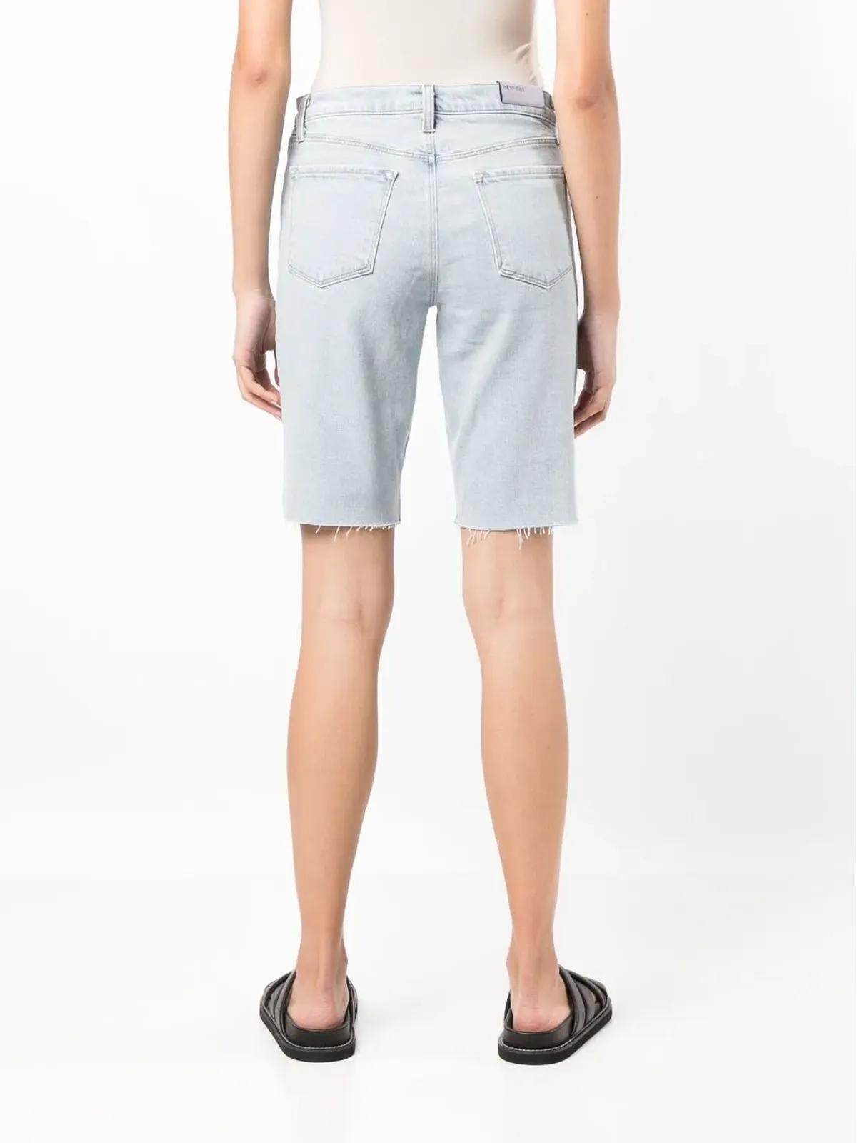 J Brand ミッドレングス デニムショーツ - 画像4