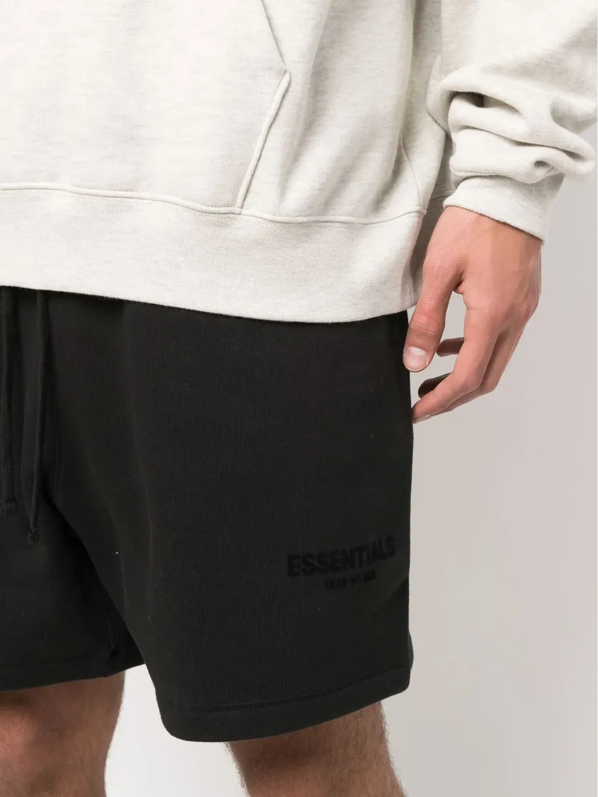 FEAR OF GOD ESSENTIALS ジャージー編みのトラックショーツ - 画像5