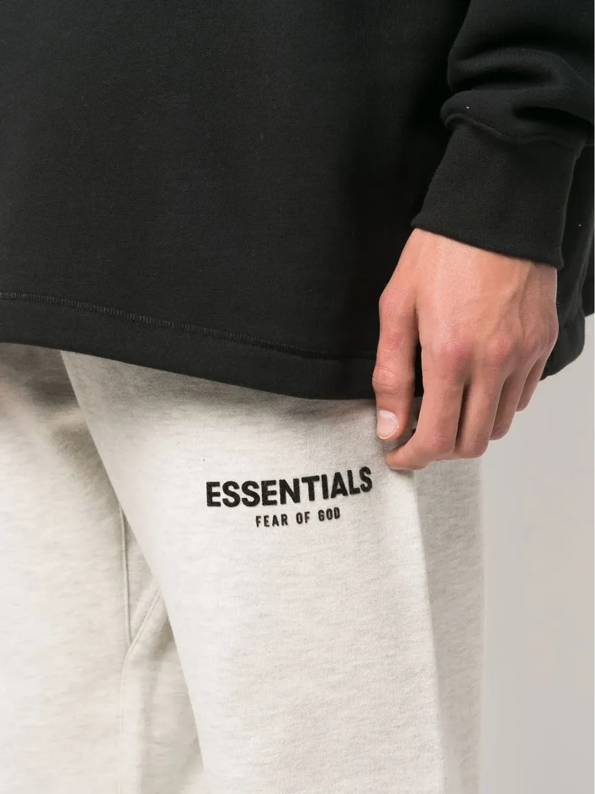 FEAR OF GOD ESSENTIALS ロゴプリント トラックパンツ - 画像5