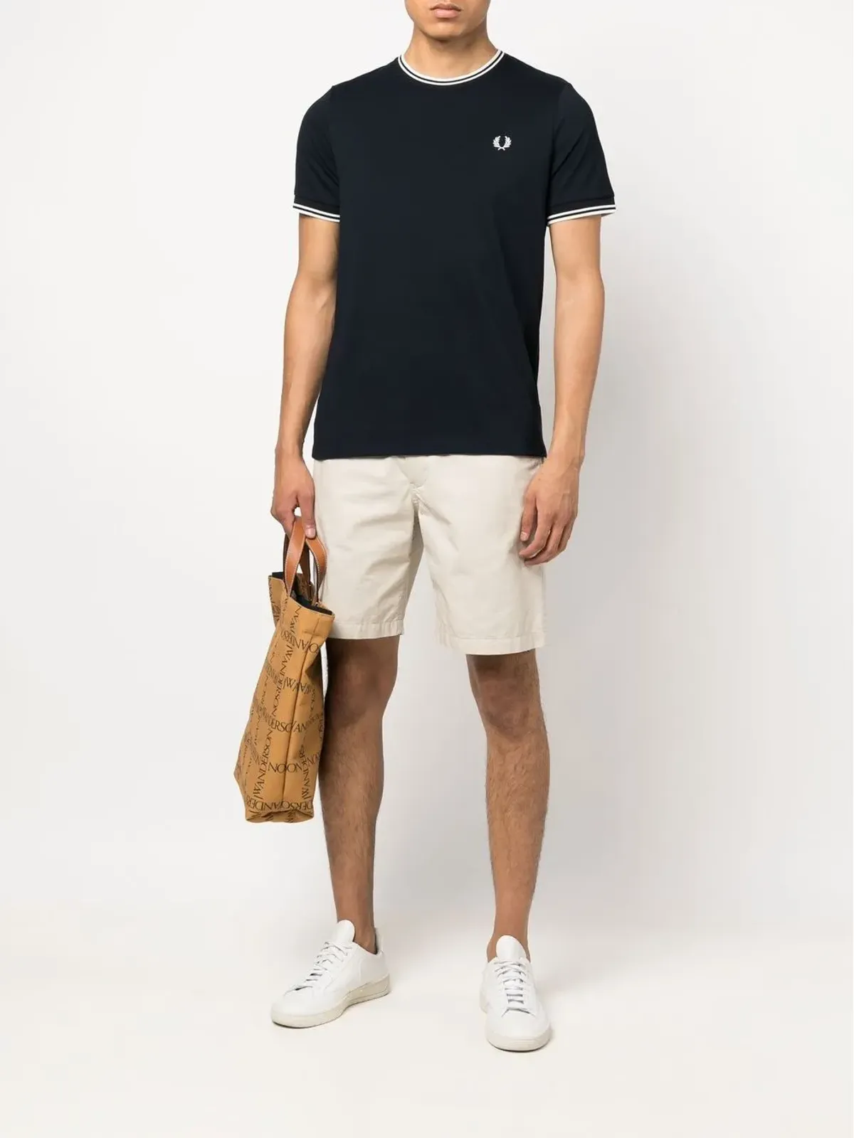 Fred Perry ロゴ刺繍入りTシャツ - 画像2