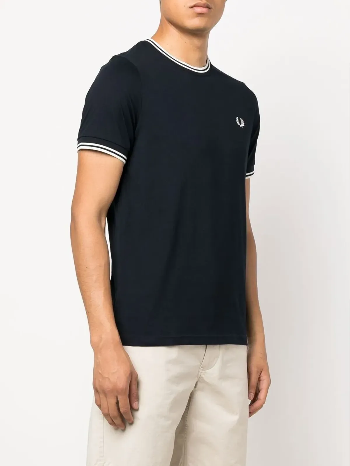 Fred Perry ロゴ刺繍入りTシャツ - 画像3
