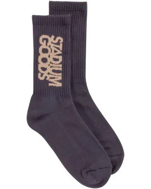 STADIUM GOODS® リブ編みロゴソックス（Soot） - サムネイル1