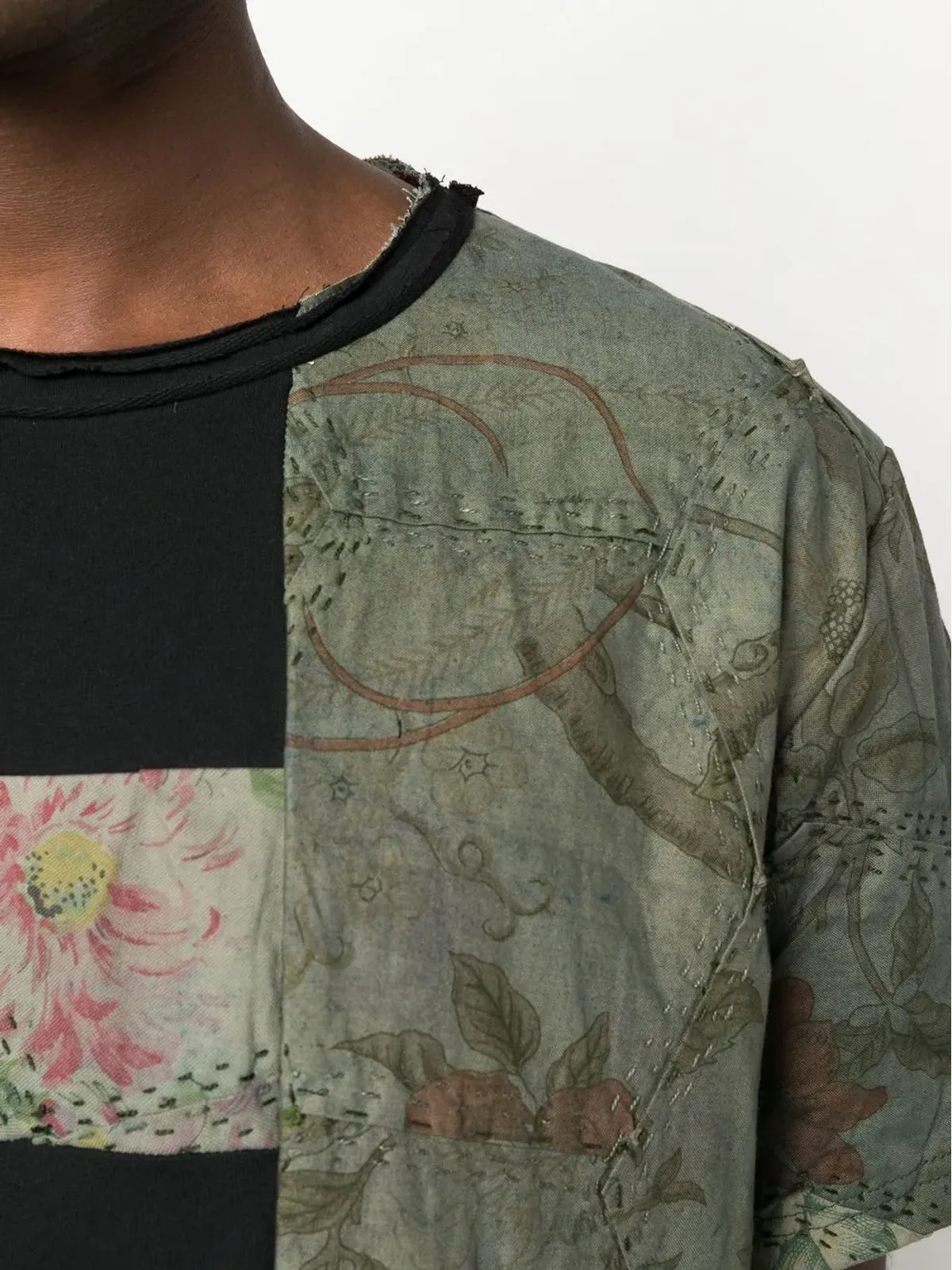By Walid パッチー ツートーン Tシャツ（ブラック） - 画像5