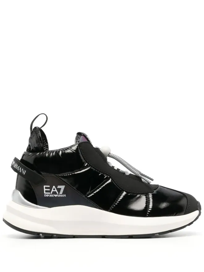 Ea7 Emporio Armani Ea7 Emporio Armani パッド入りミッドトップスニーカーの商品画像