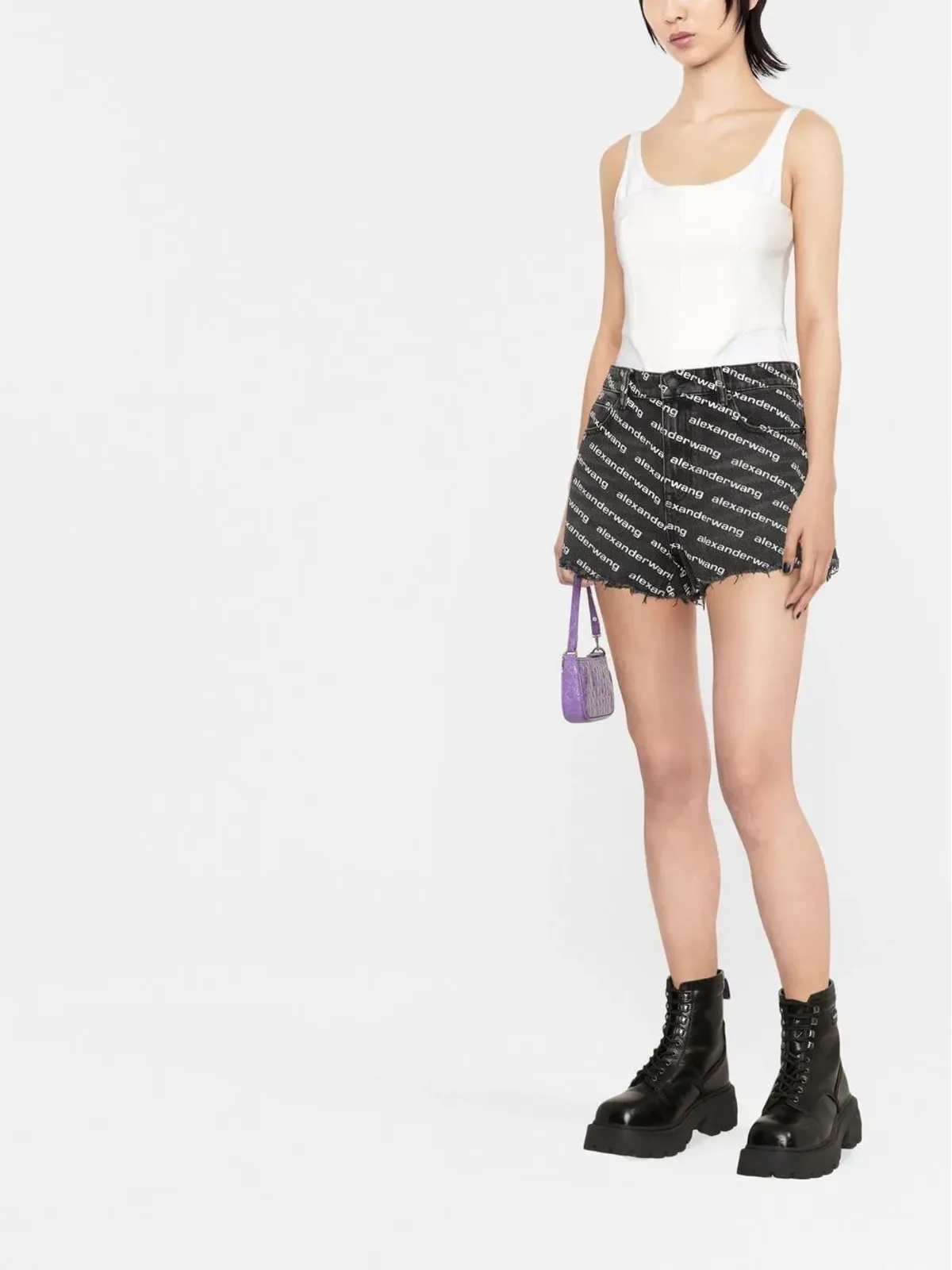 Alexander Wang バイトショート ホワイトロゴ付き - 画像2