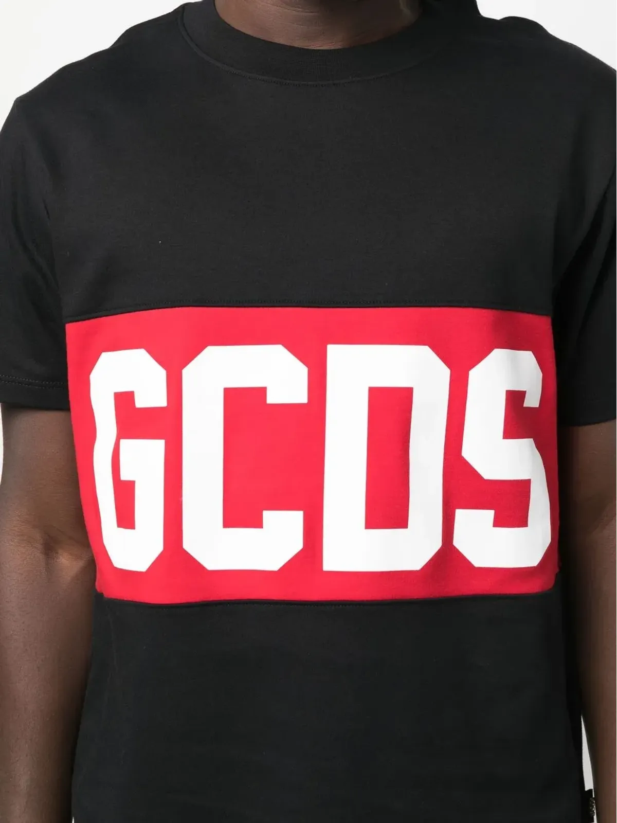 GCDS バンド ロゴプリント Tシャツ - 画像5