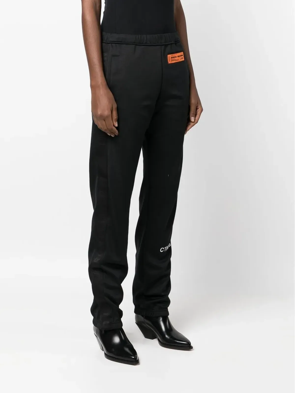 Heron Preston ロゴパッチ付きギャザーアンクルパンツ - ブラック - 画像3