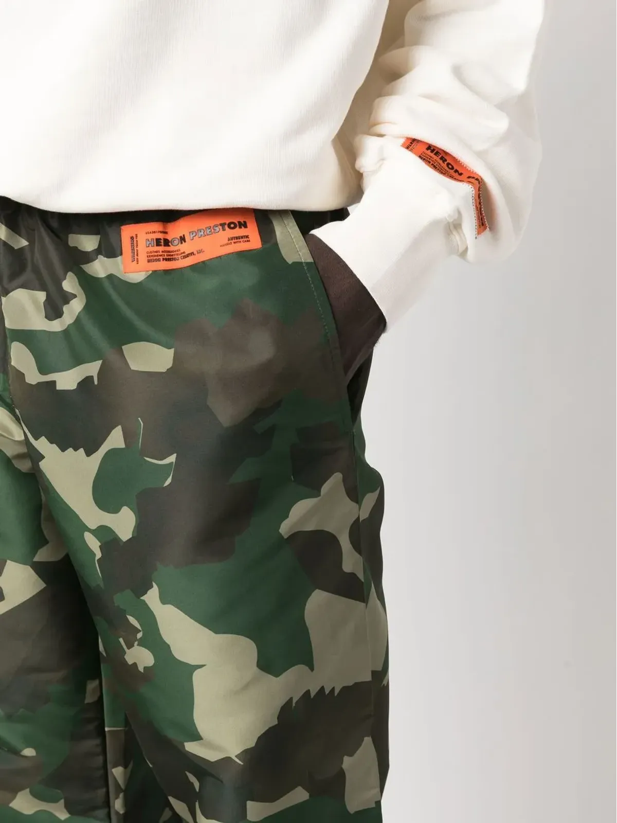 Heron Preston 迷彩ロゴパッチ トラックパンツ - 画像5