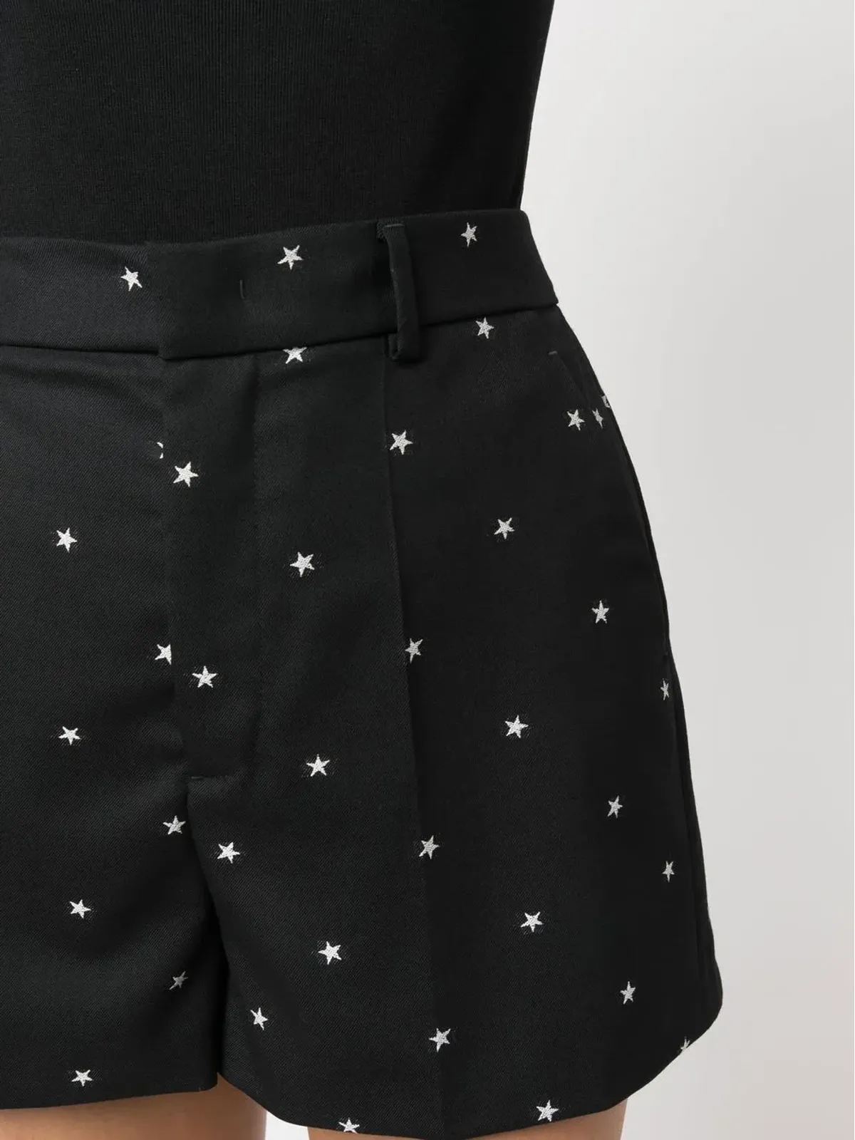 RED Valentino 星柄ショートパンツ - 画像5