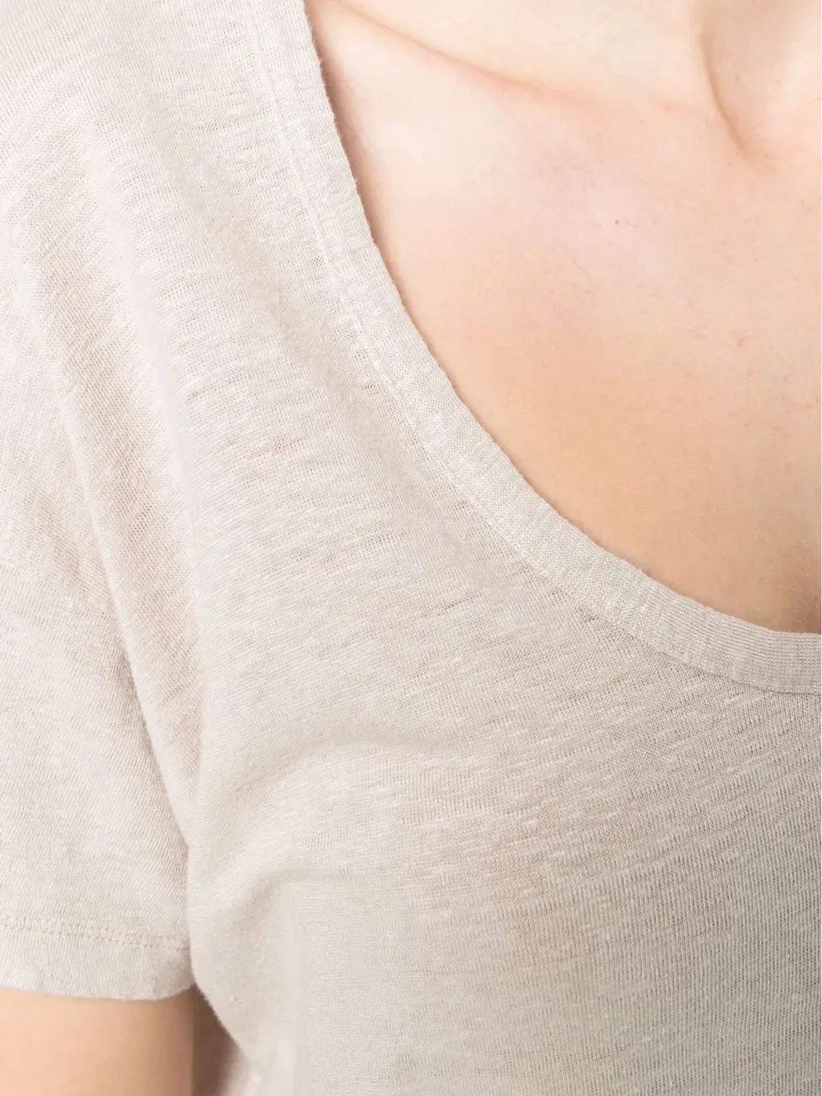 PAULA ディープVネックTシャツ - 画像5