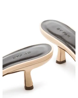 BY FAR Davina buckle-detail sandals - サムネイル4