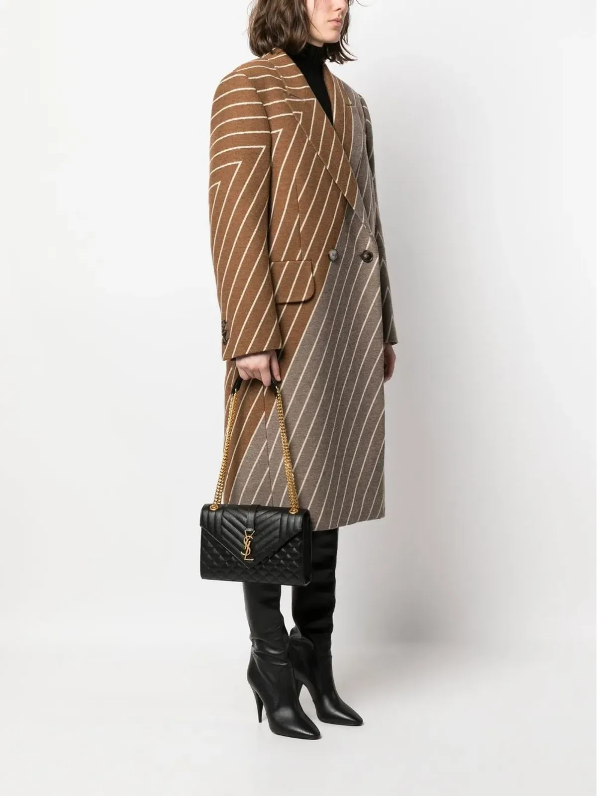 Saint Laurent エンベロープバッグ - 画像2